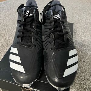NWT Adidas baseball cleats